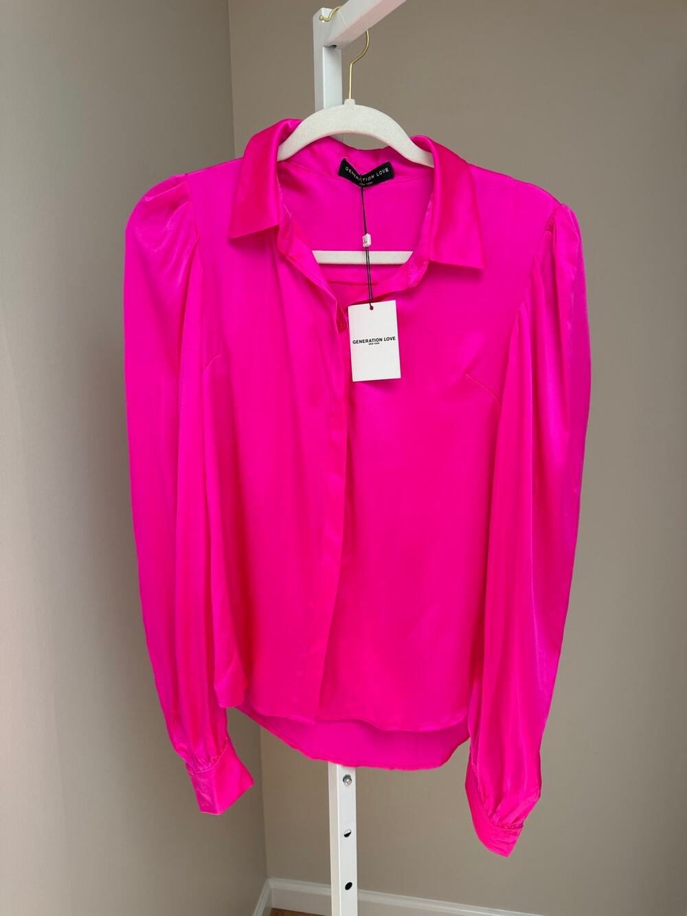 NEW Generation Love Crissy Blouse Hot Pink size XS